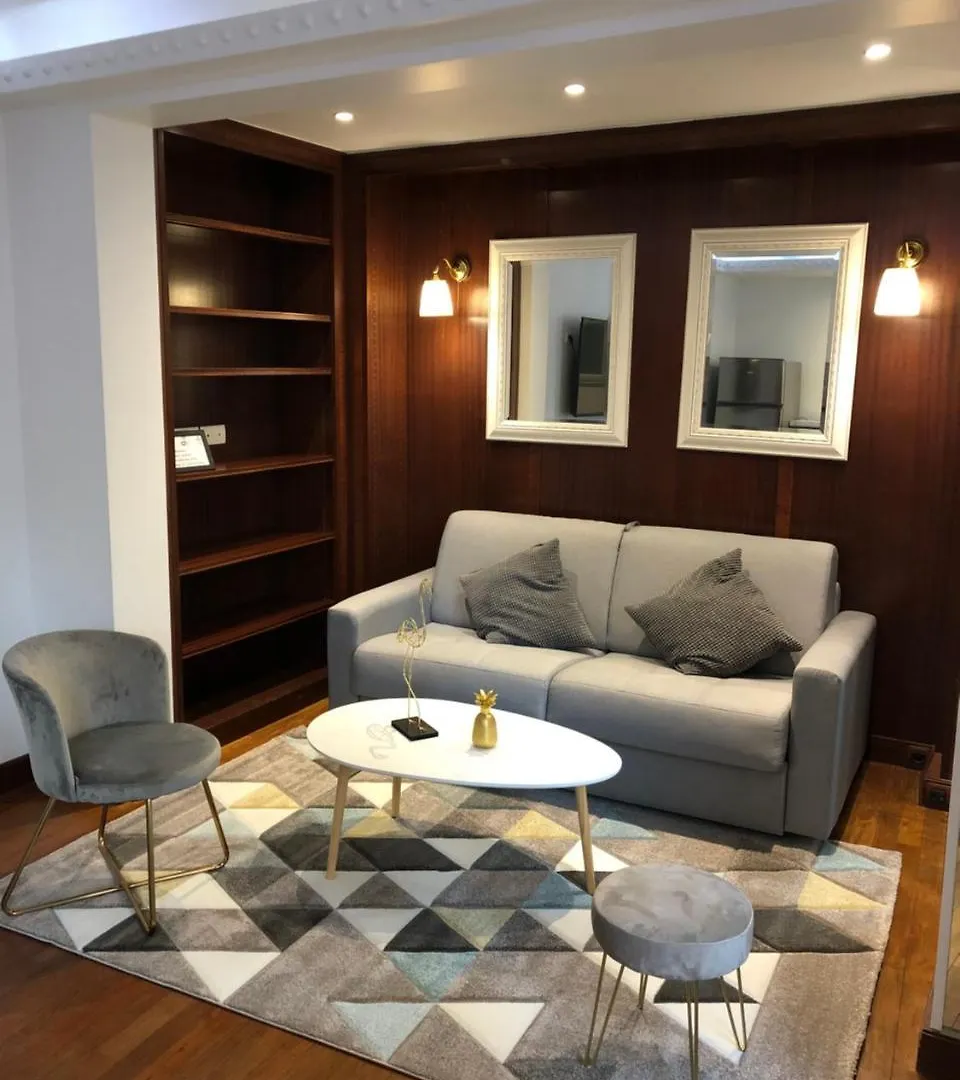 Cosy - Triangle D'or Apartment Paris